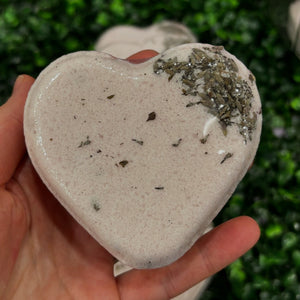 *NEW* Eucalyptus Hearts Valentine's Day Luxurious Bath Bombs - Colored with Beet Root and Dragon Fruit